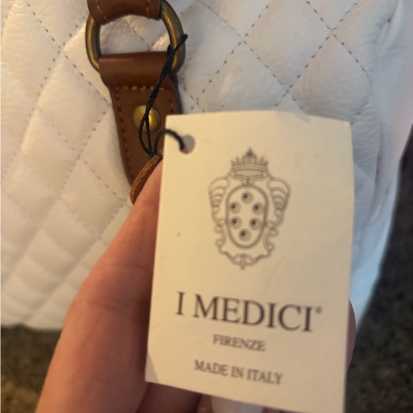 Elegant White italian leather Handbag with Brown Accents smoke pet free - Picture 3 of 5